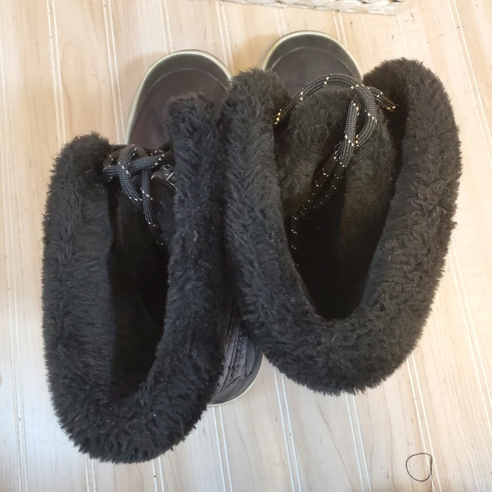 Camel Crown Black Fur‎ Lined Snow Boots Winter Gorpcore Women's Size 9 Ski Apres